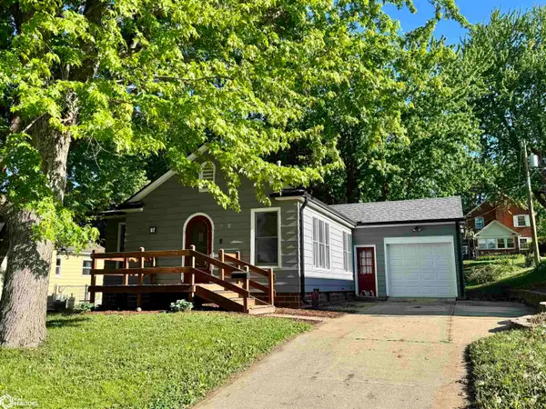 608 W 15th Street, Carroll, IA 51401