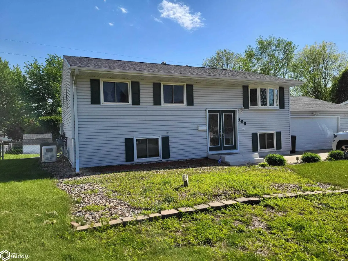 109 Harmony Drive, Marshalltown, IA 50158 - #1