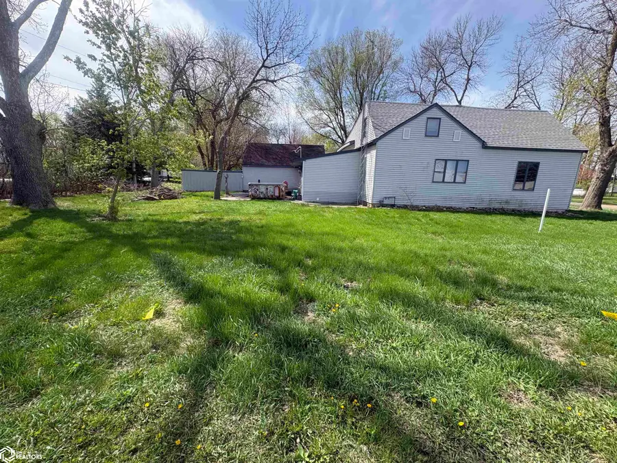 508 4th Street Nw, Buffalo Center, IA 50424 - #2