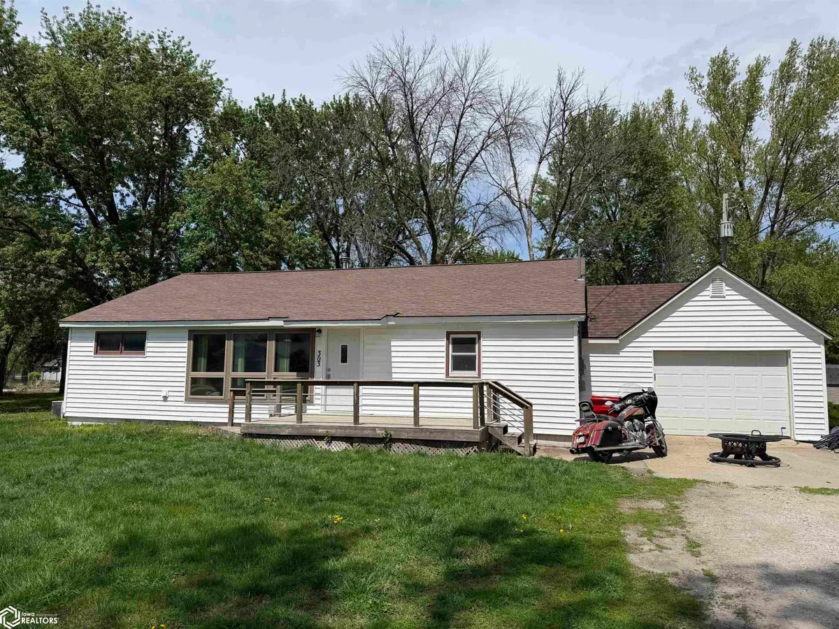 303 3rd Avenue North, Humboldt, IA 50548 - #1