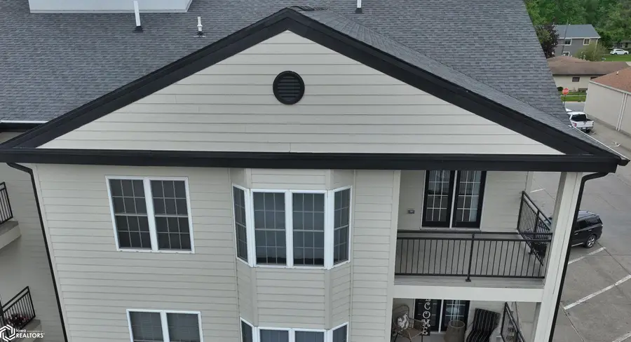 209 W Jefferson Street #17, Winterset, IA 50273 - #2