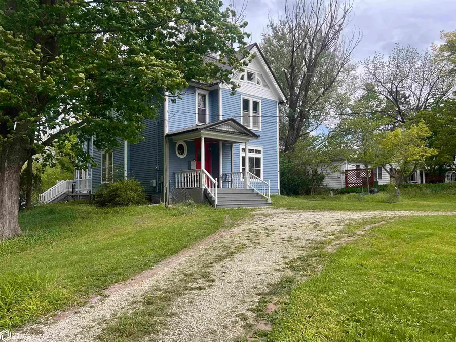707 S Main Street, Fairfield, IA 52556 - #3