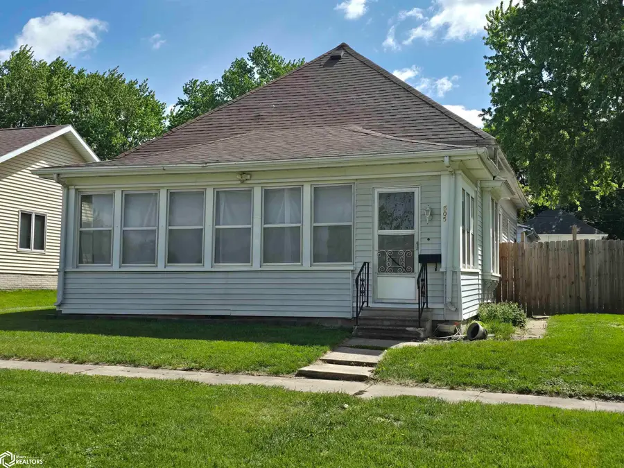 505 N Chestnut Street, Creston, IA 50801 - #2