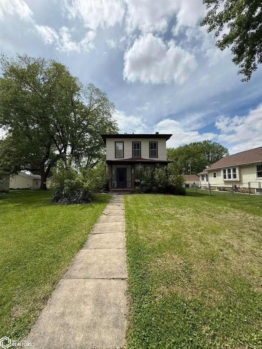 1015 S Starr Avenue, Burlington, IA 52601 - #2