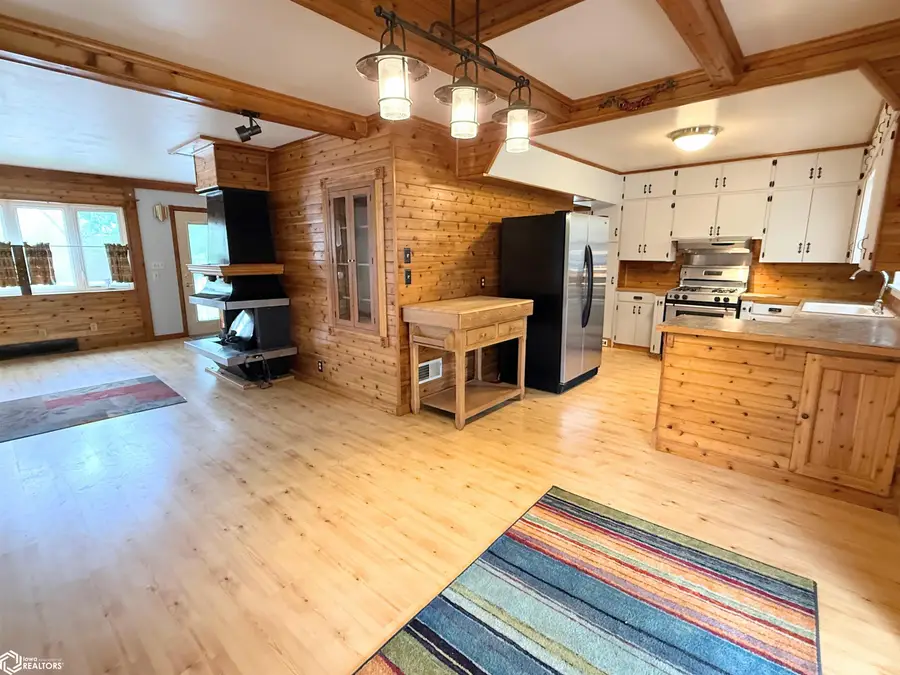 436 W O Street, Forest City, IA 50436 - #3