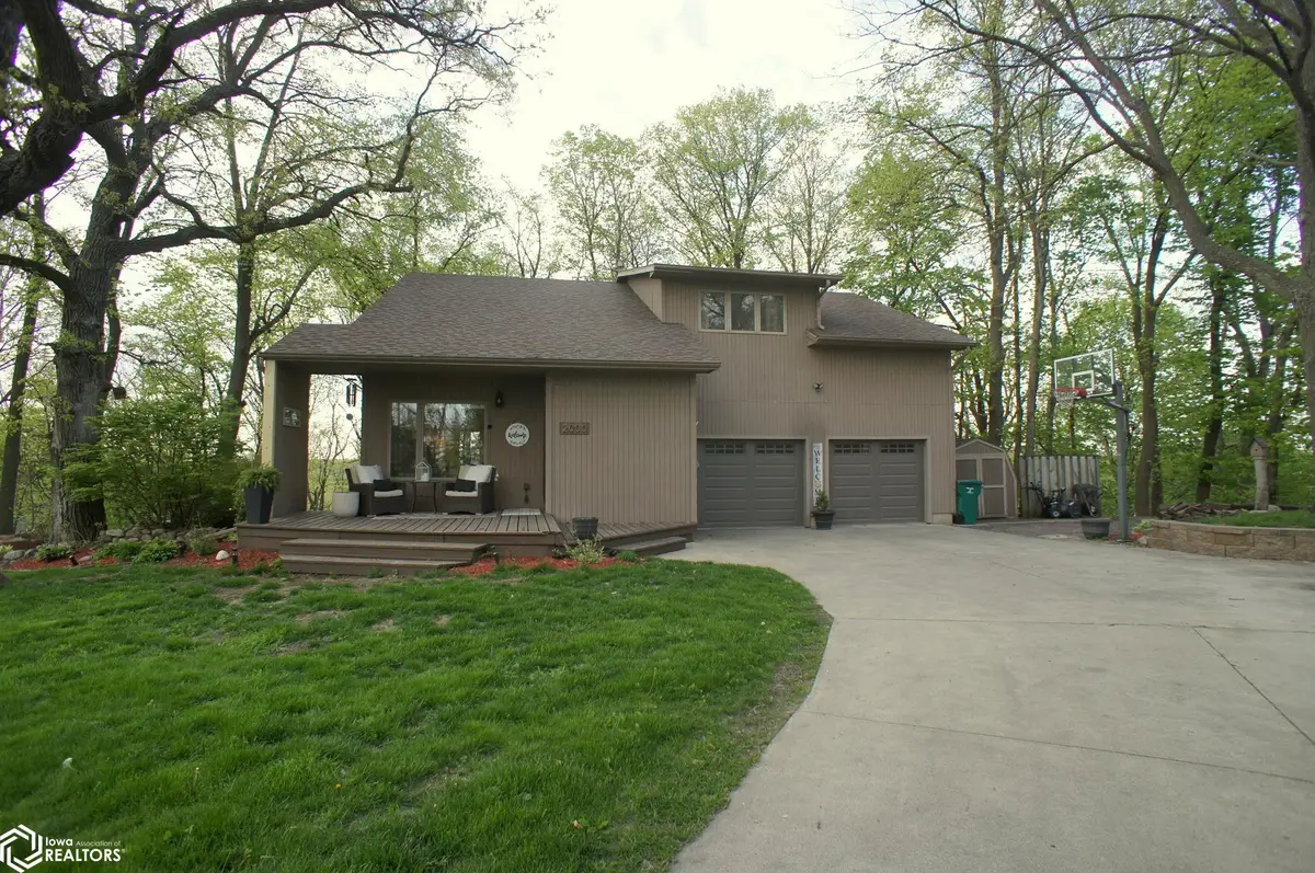 2000 Edgewood Drive, Webster City, IA 50595 - #1