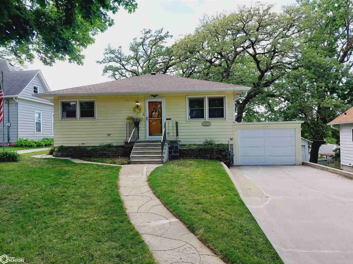 407 S 6th Street, Red Oak, IA 51566 - #1