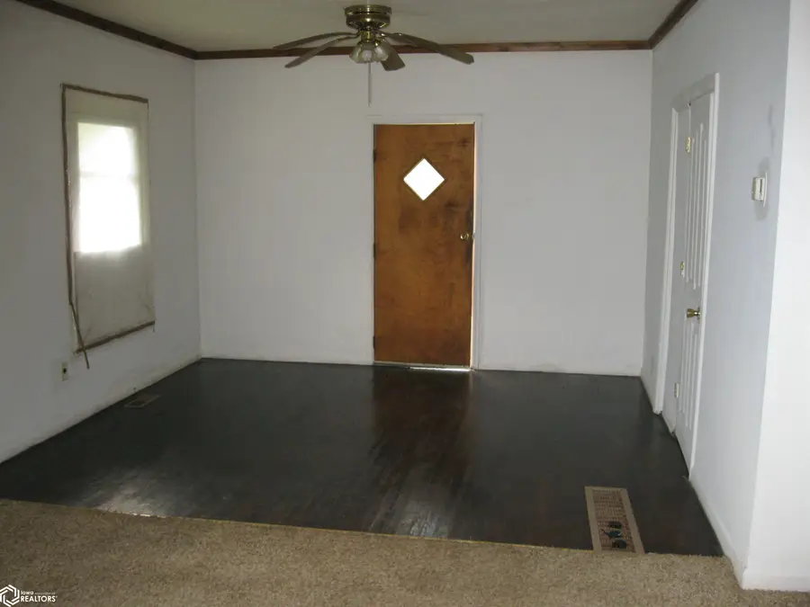306 Tindell Street, Ottumwa, IA 52501 - #2