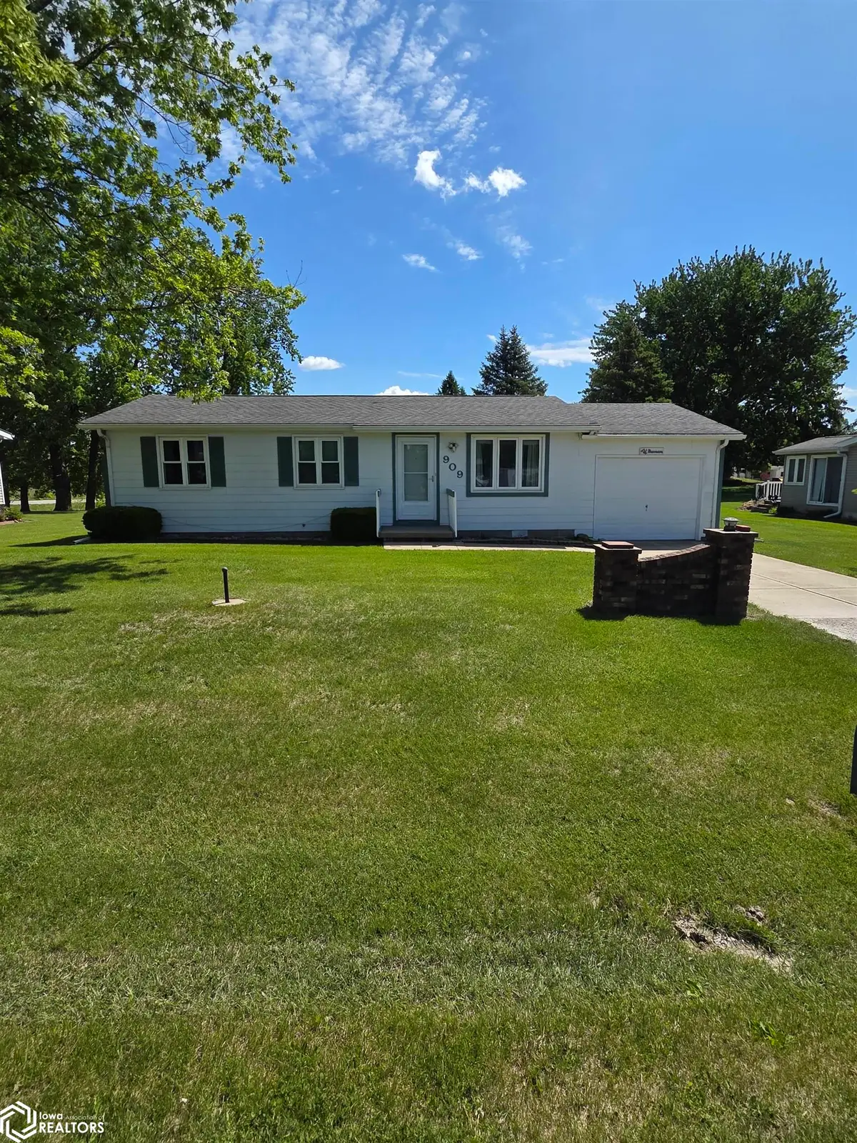 909 N Clayton Street N, Afton, IA 50830 - #1