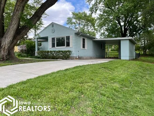 603 S Maple Street, Fairfield, IA 52556 - #2