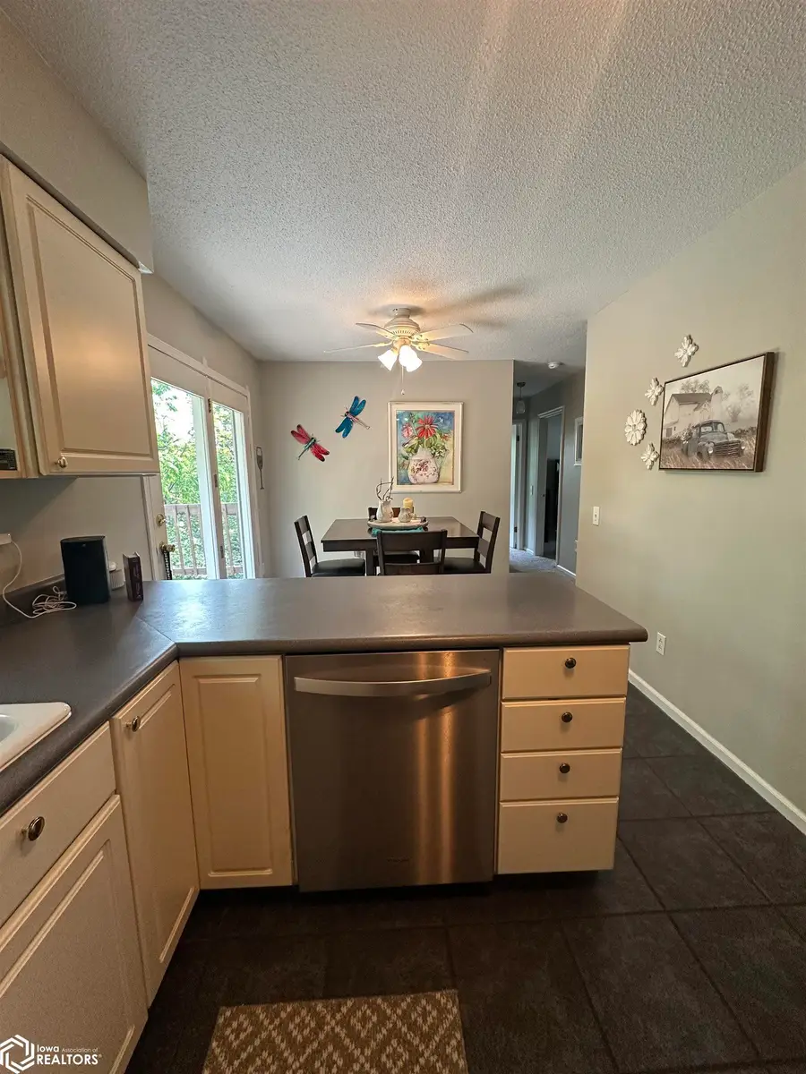 1023 Short Street, Burlington, IA 52601 - #3
