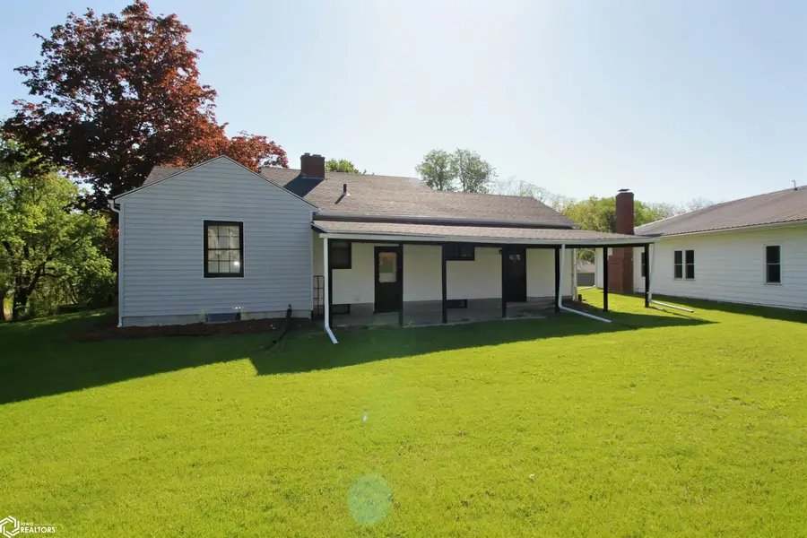 139 Geneva Drive, Oskaloosa, IA 52577 - #2