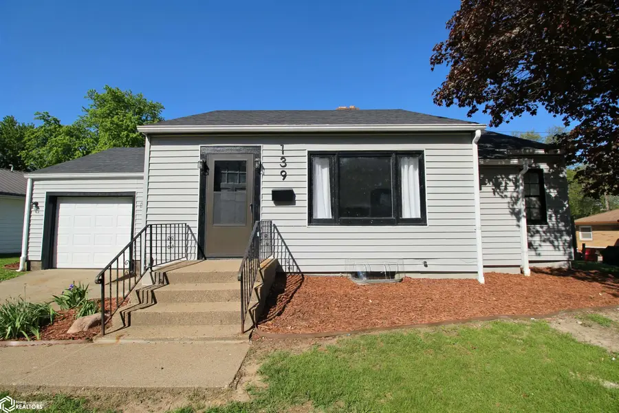 139 Geneva Drive, Oskaloosa, IA 52577 - #3