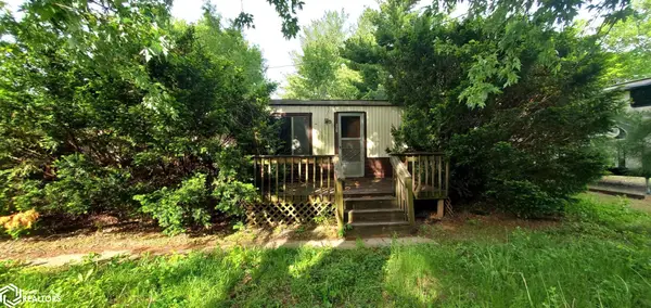 507 N 2nd Street, Farmington, IA 52626
