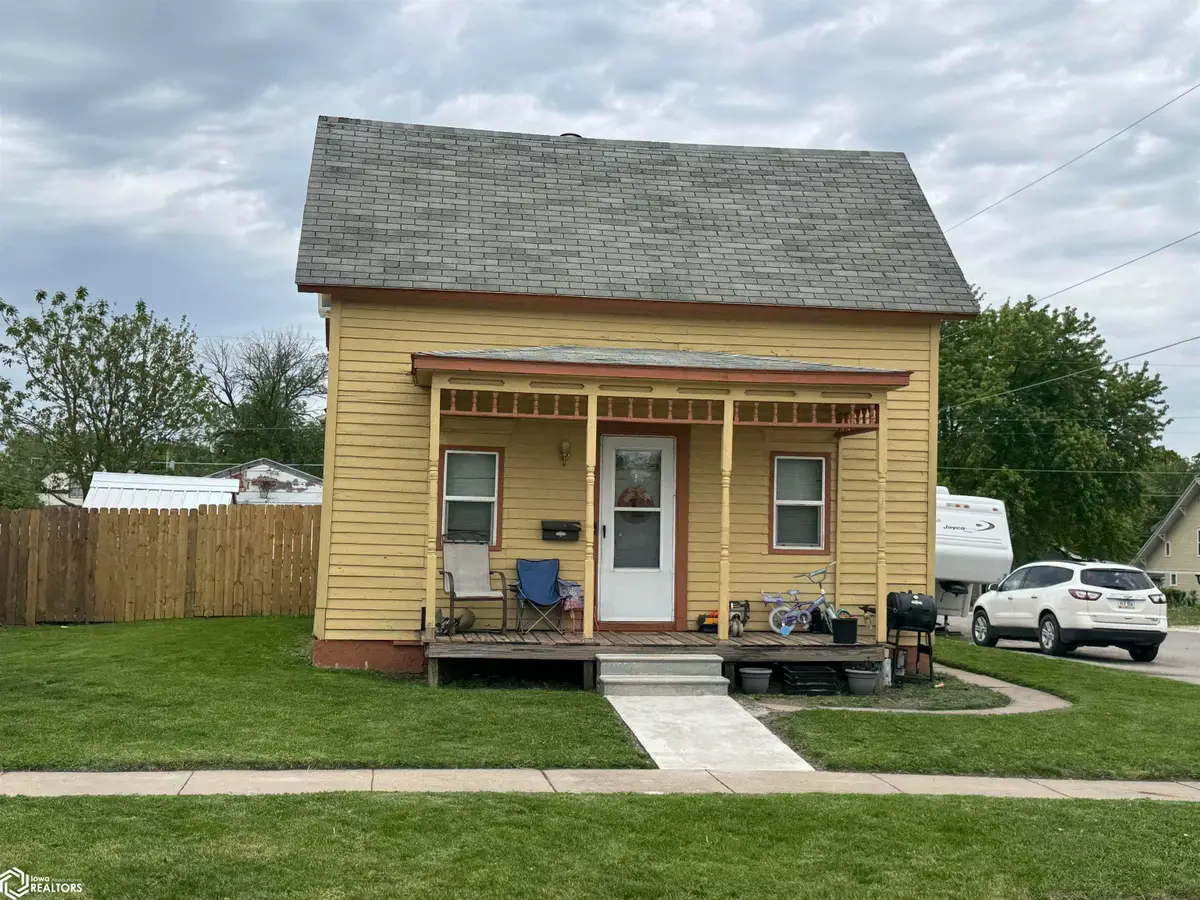 311 S Elm Street, Creston, IA 50801 - #1