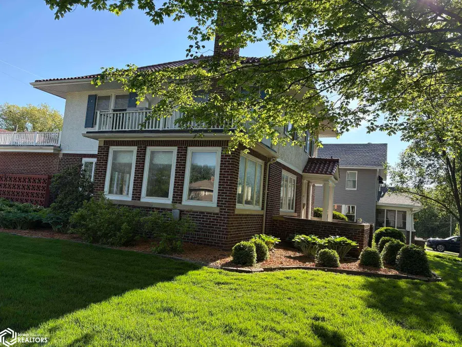 901 E Corning Street, Red Oak, IA 51566 - #3