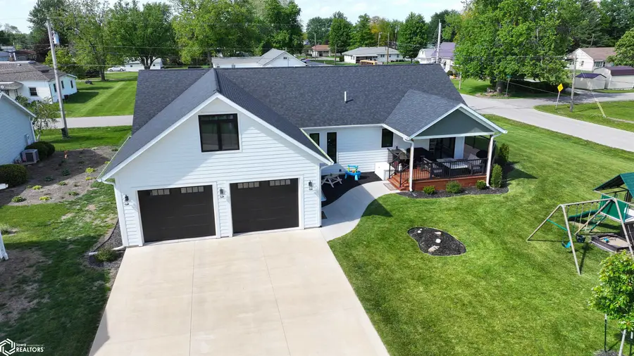 214 E Wapello Street, Agency, IA 52530 - #3