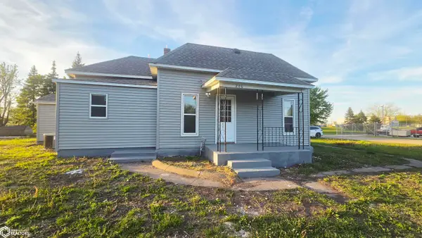 206 E Perry Street, Jefferson, IA 50129