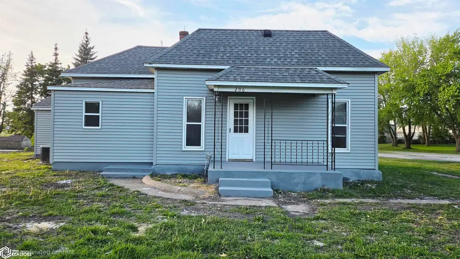 206 E Perry Street, Jefferson, IA 50129 - #2