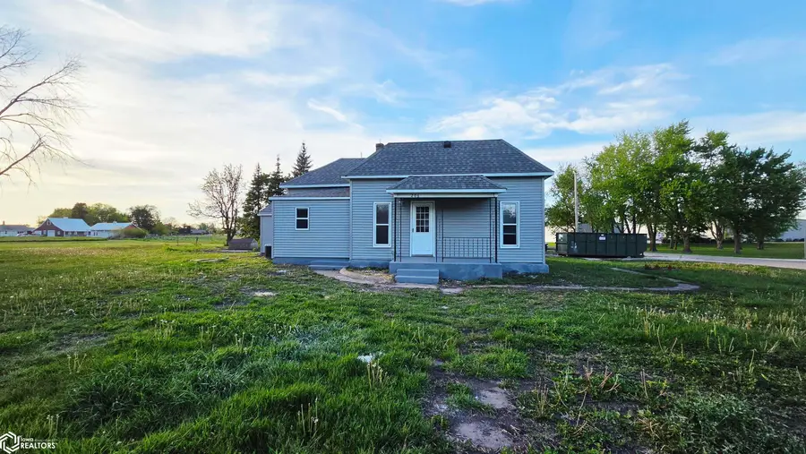 206 E Perry Street, Jefferson, IA 50129 - #3