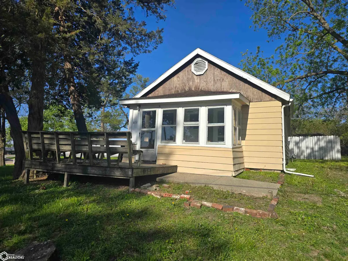 612 S Division Street, Creston, IA 50801 - #1