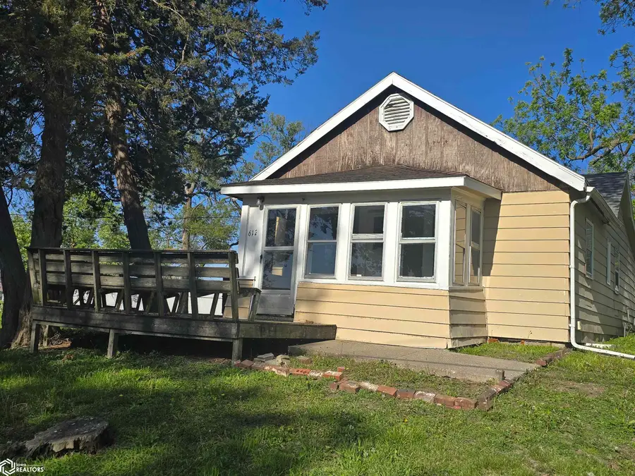 612 S Division Street, Creston, IA 50801 - #2