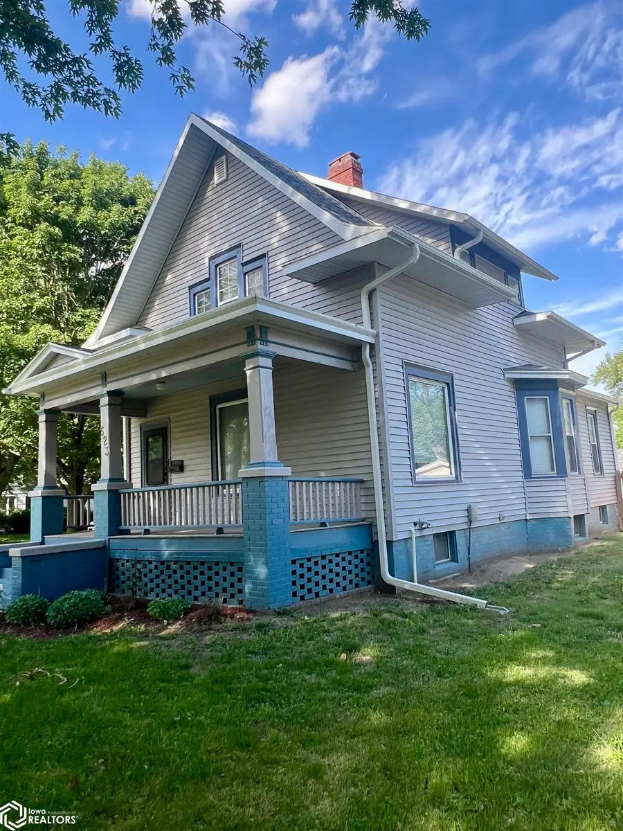 523 N 16th Street, Clarinda, IA 51632 - #2