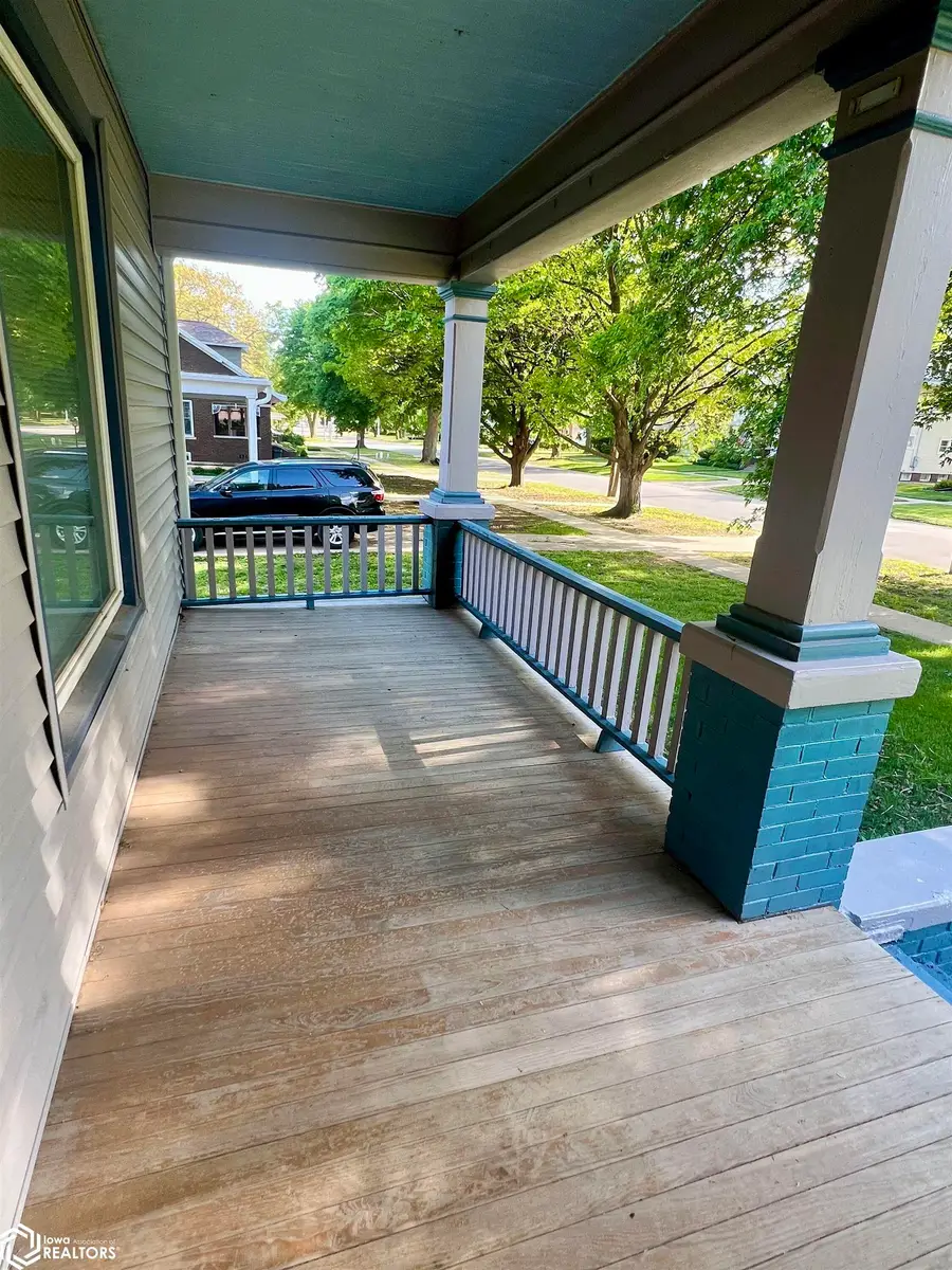 523 N 16th Street, Clarinda, IA 51632 - #3