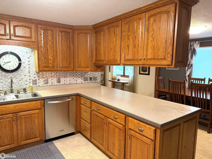 732 N Wooster Street, Algona, IA 50511 - #3