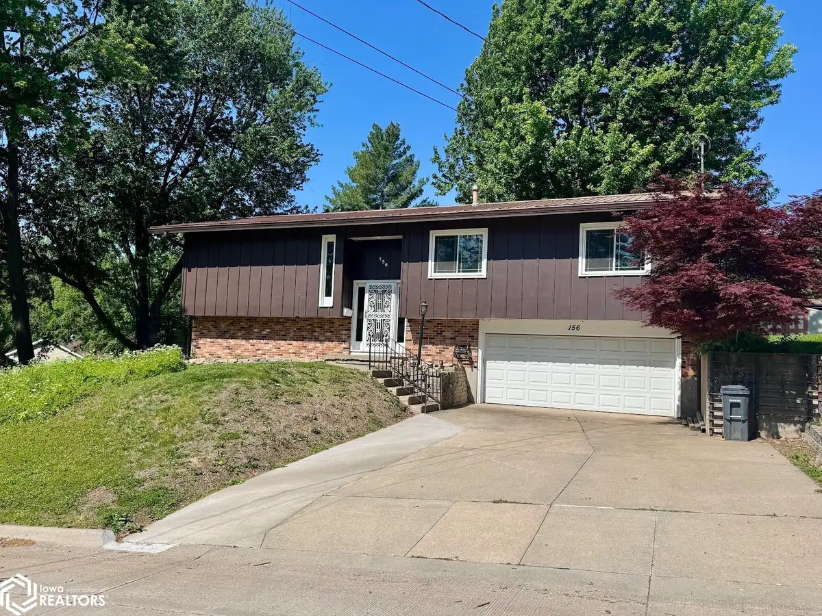 156 Crestview Drive, Burlington, IA 52601 - #1
