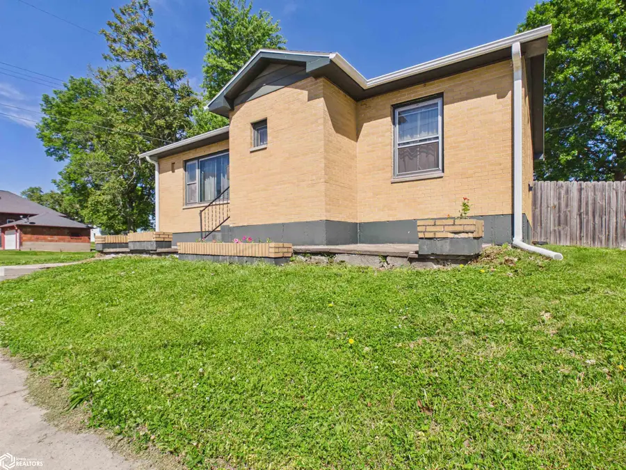 418 N 14th Street, Keokuk, IA 52632 - #3