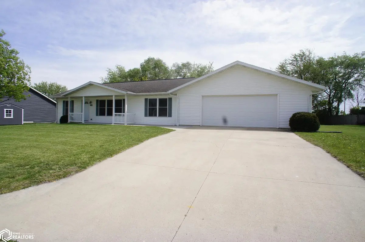 604 Oakwood Drive, Webster City, IA 50595 - #1