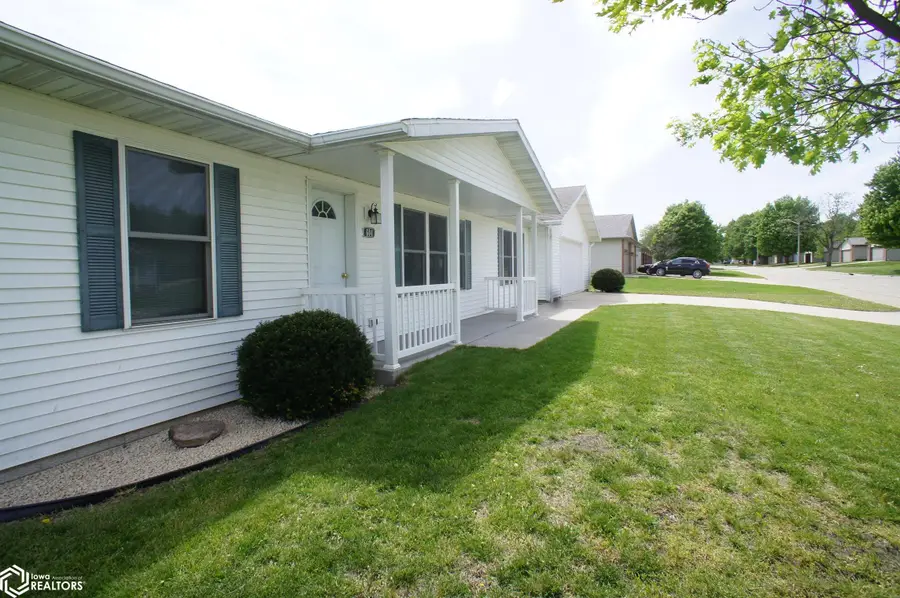 604 Oakwood Drive, Webster City, IA 50595 - #3