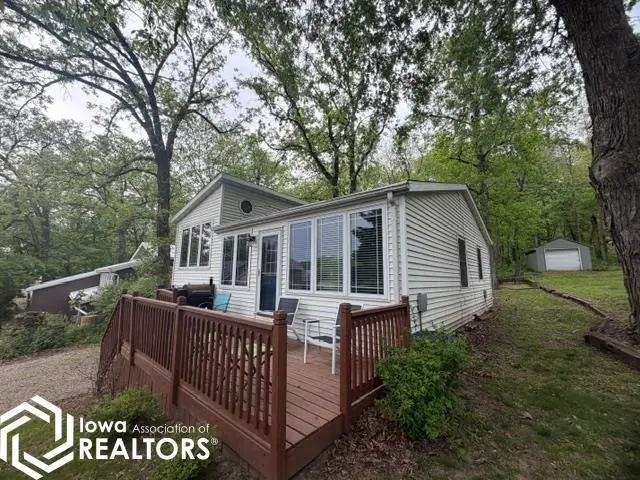 6183 NE Lakeshore Drive, Brooklyn, IA 52211 - #1