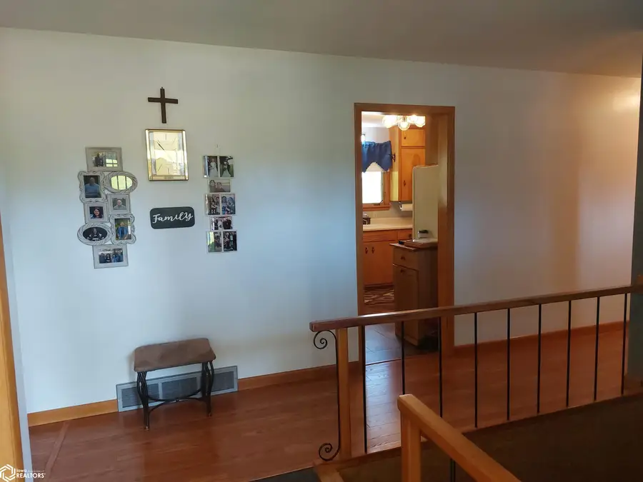 1110 Circle Drive, Red Oak, IA 51566 - #3