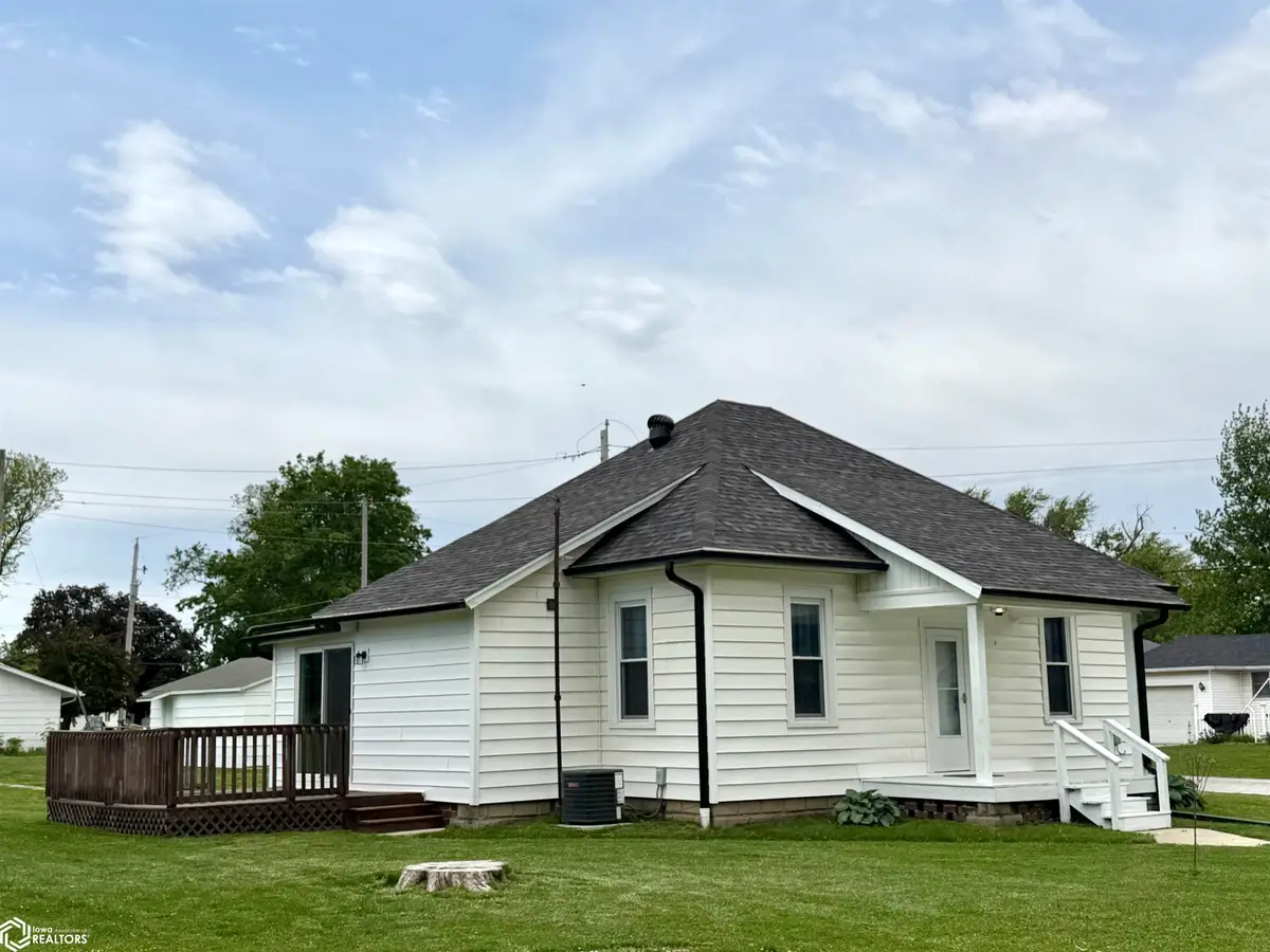 222 N Division, Stronghurst, IL 61480 - #1