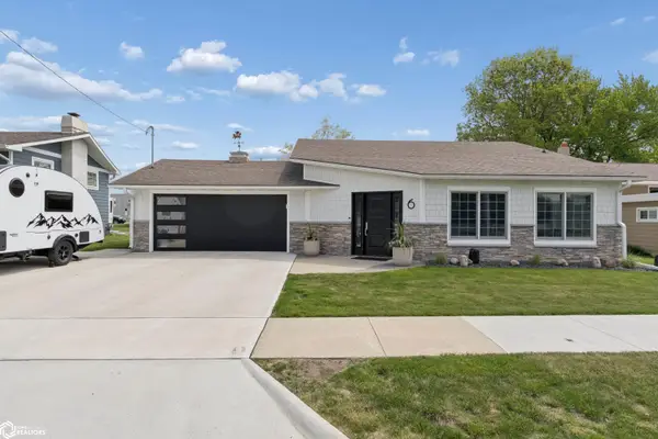 6 N 16th Street, Clear Lake, IA 50428