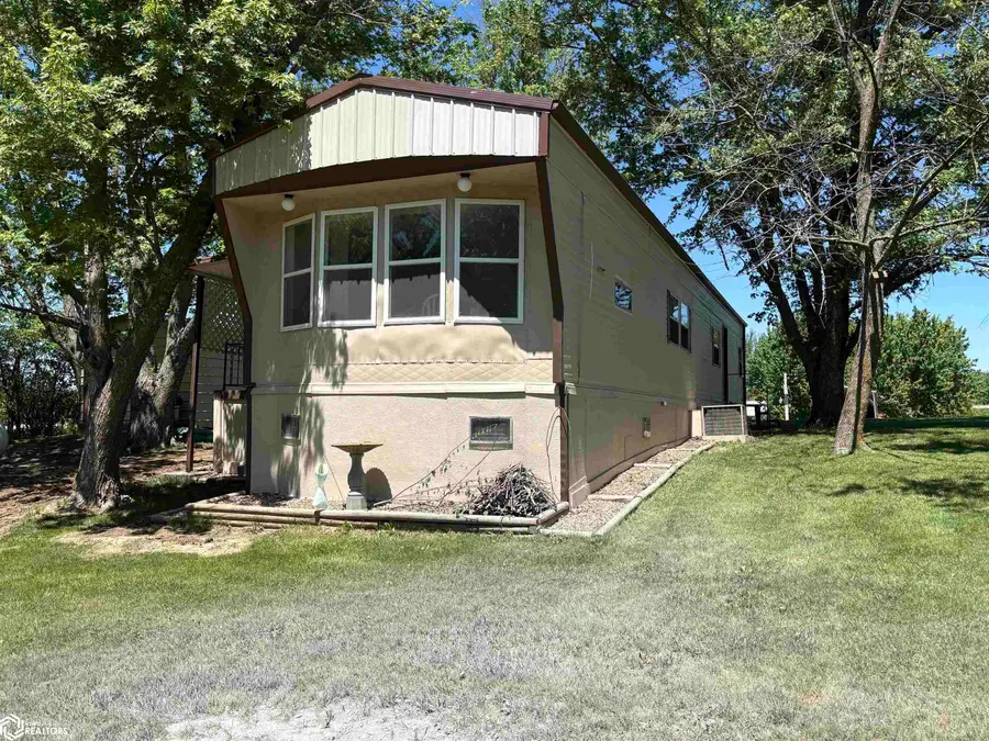 5256 4th Street, Melrose, IA 52569 - #2