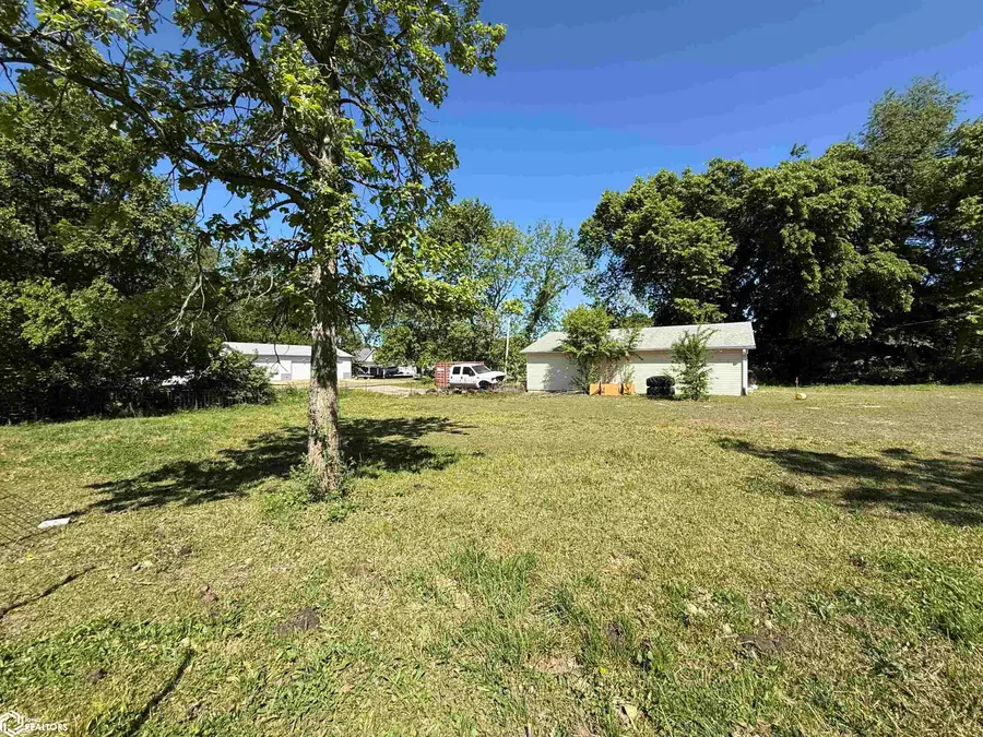 101 N 6th Street, Farmington, IA 52626 - #2