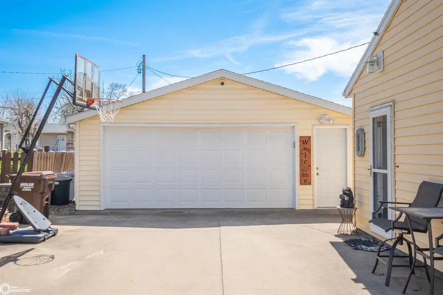 1603 Elder Drive, Marshalltown, IA 50158 - #2