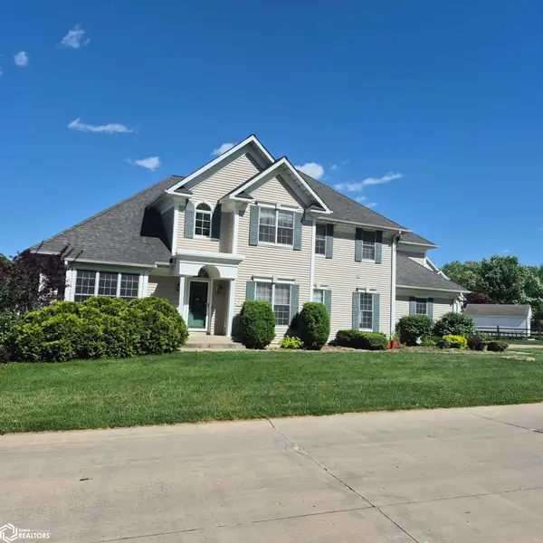 34 Cambridge Ct., Ottumwa, IA 52501