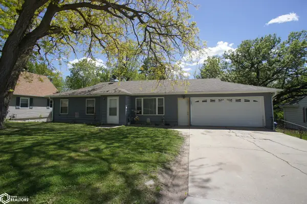 612 Lincoln Drive, Webster City, IA 50595