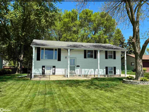 2904 N Shore Drive, Clear Lake, IA 50428