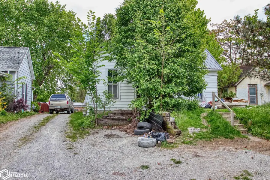 515 S 16th Street, Centerville, IA 52574 - #2