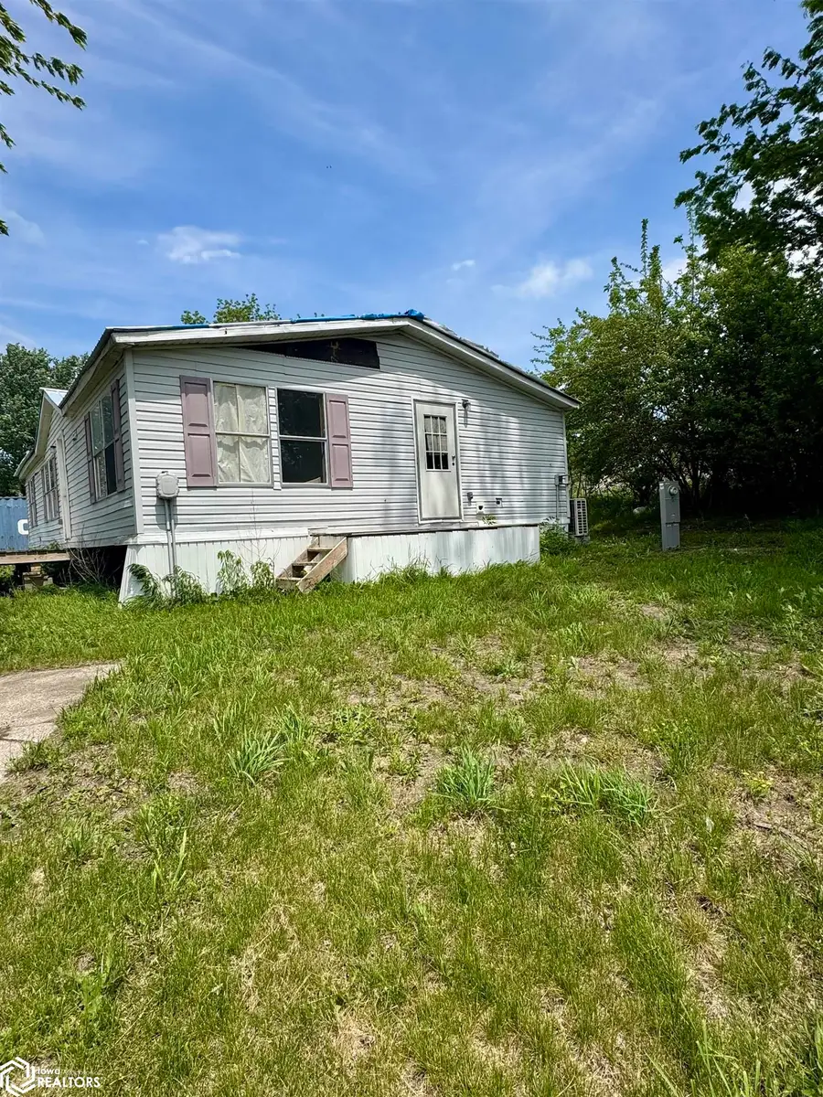 1676 South Street, Delphos, IA 50860 - #2