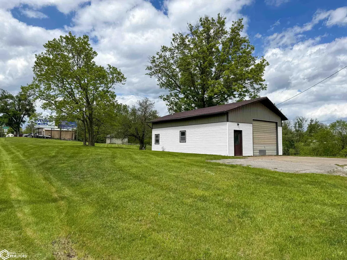 47202 State Highway 14, Chariton, IA 50049 - #1