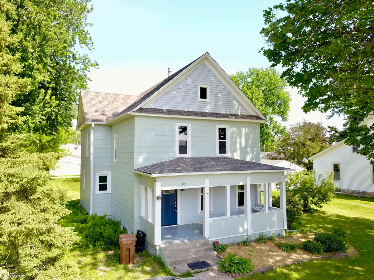 1016 Elm Street, Grinnell, IA 50112 - #1