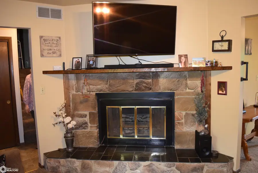 3032 213th Street, Fort Madison, IA 52627 - #3