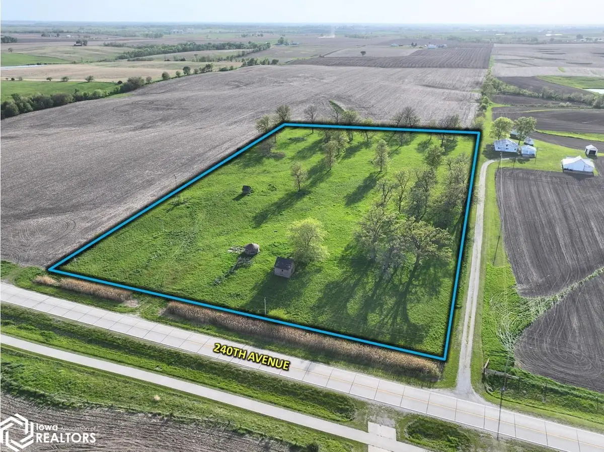 240th Avenue, Sigourney, IA 52591 - #1