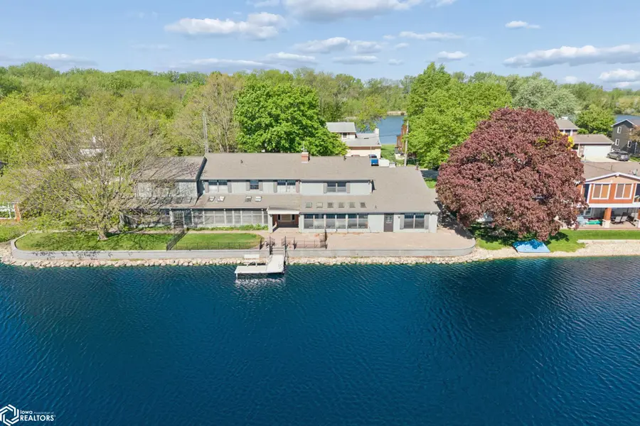 278 Lakeview Drive, Mason City, IA 50401 - #3